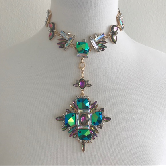 LAST1️⃣//BLUE CRYSTAL CHOKER NECKLACE - Picture 2 of 4